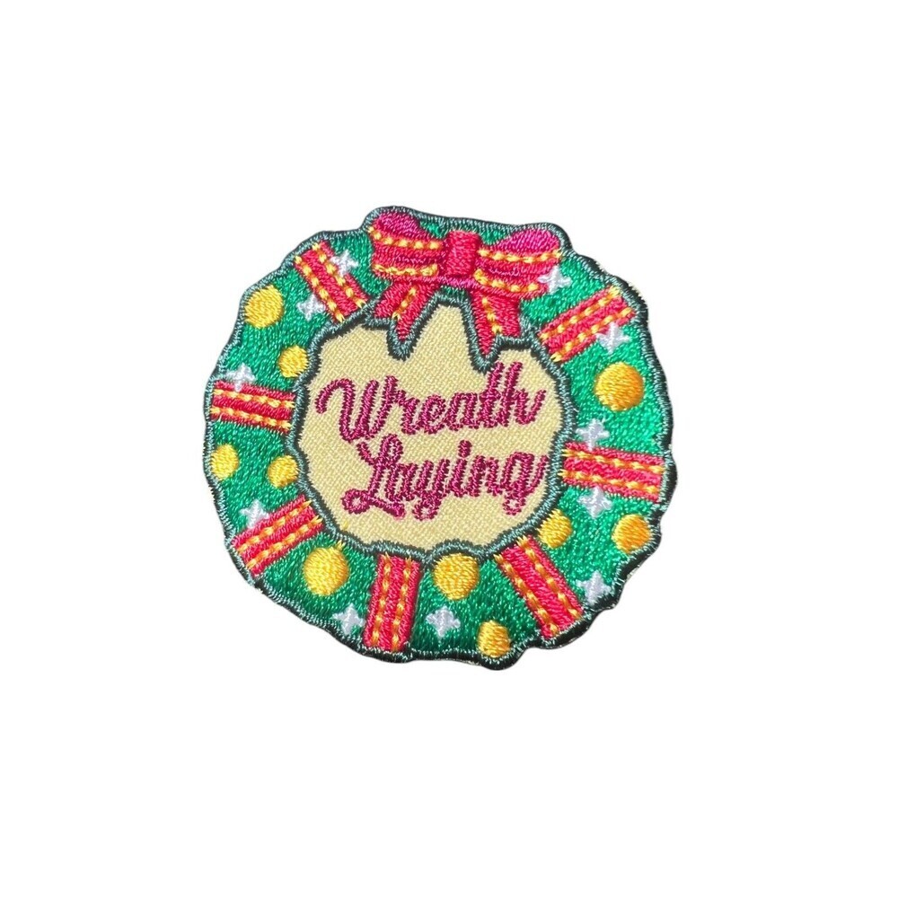 NEW Holiday Christmas Wreath Lying 2" Round Embroidery Patch Decorative Seasonal
